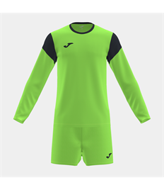 Princes Villa Goalkeeper Kit